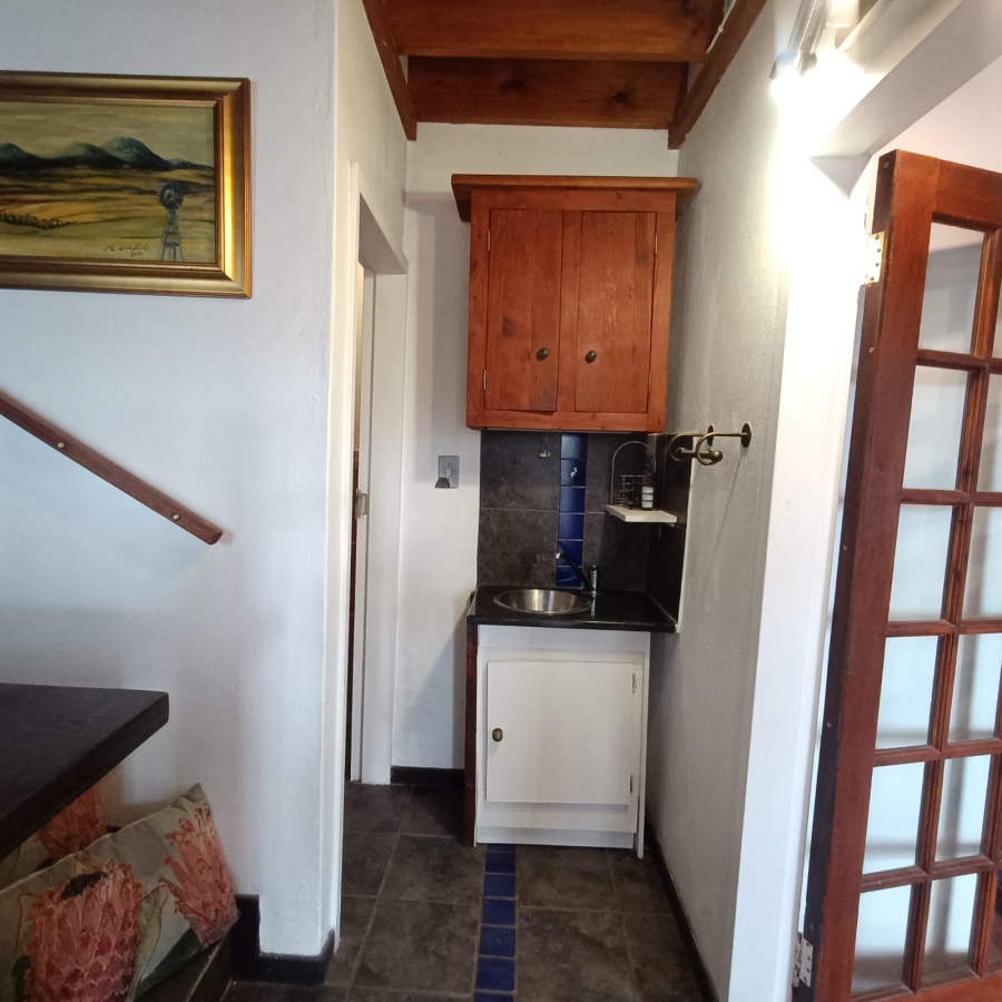 To Let 1 Bedroom Property for Rent in Robindale Gauteng