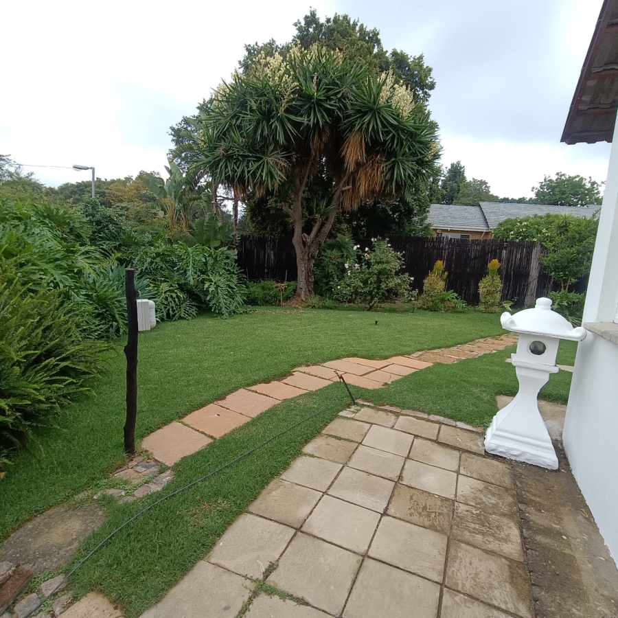 To Let 1 Bedroom Property for Rent in Robindale Gauteng