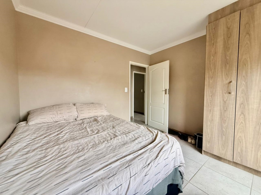 3 Bedroom Property for Sale in Amberfield Gauteng