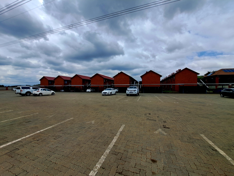 To Let 2 Bedroom Property for Rent in Albertsdal Gauteng