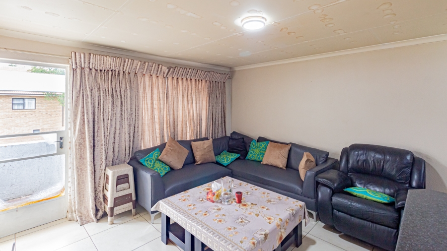 1 Bedroom Property for Sale in Booysens Gauteng