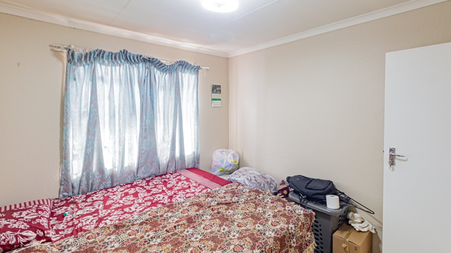 1 Bedroom Property for Sale in Booysens Gauteng