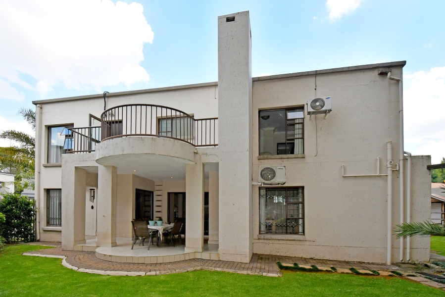 4 Bedroom Property for Sale in Bedfordview Gauteng