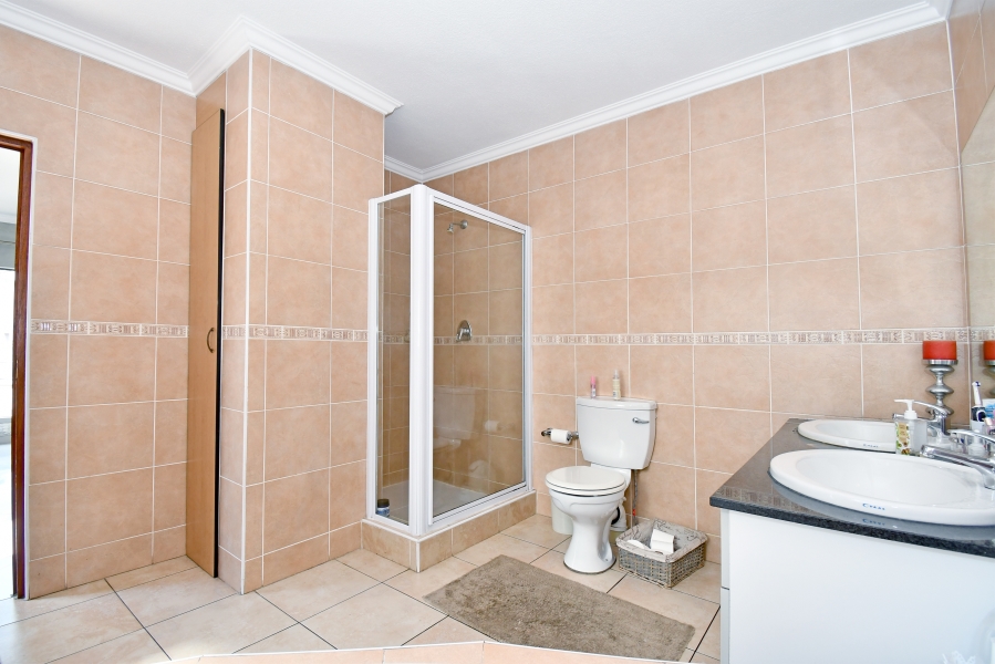 4 Bedroom Property for Sale in Bedfordview Gauteng