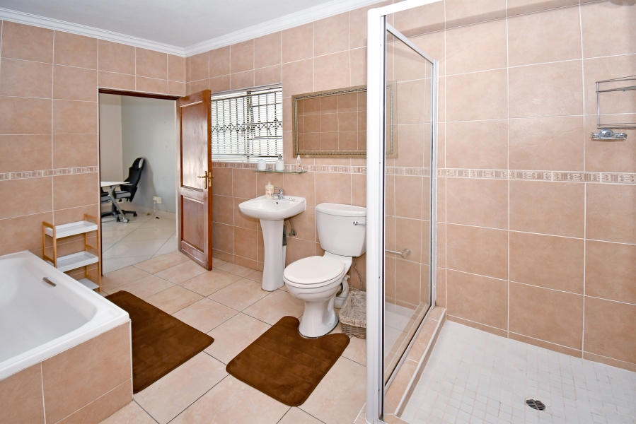 4 Bedroom Property for Sale in Bedfordview Gauteng