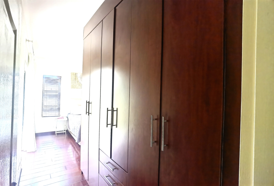 3 Bedroom Property for Sale in Summerfields Estate Gauteng