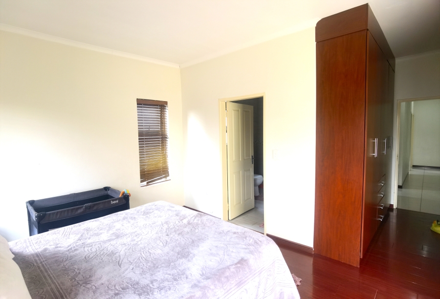 3 Bedroom Property for Sale in Summerfields Estate Gauteng