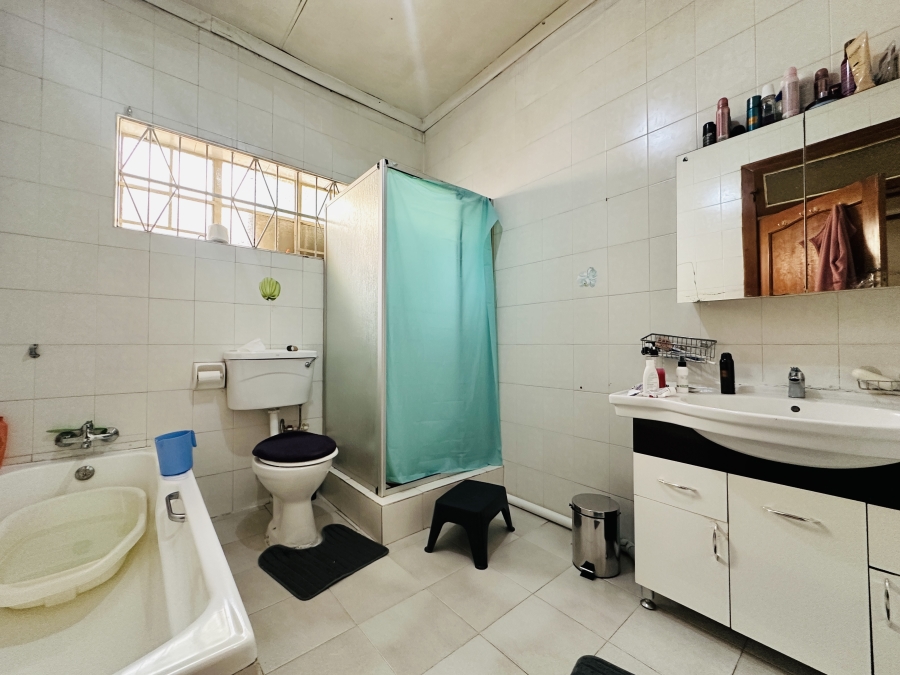 4 Bedroom Property for Sale in Lambton Gauteng