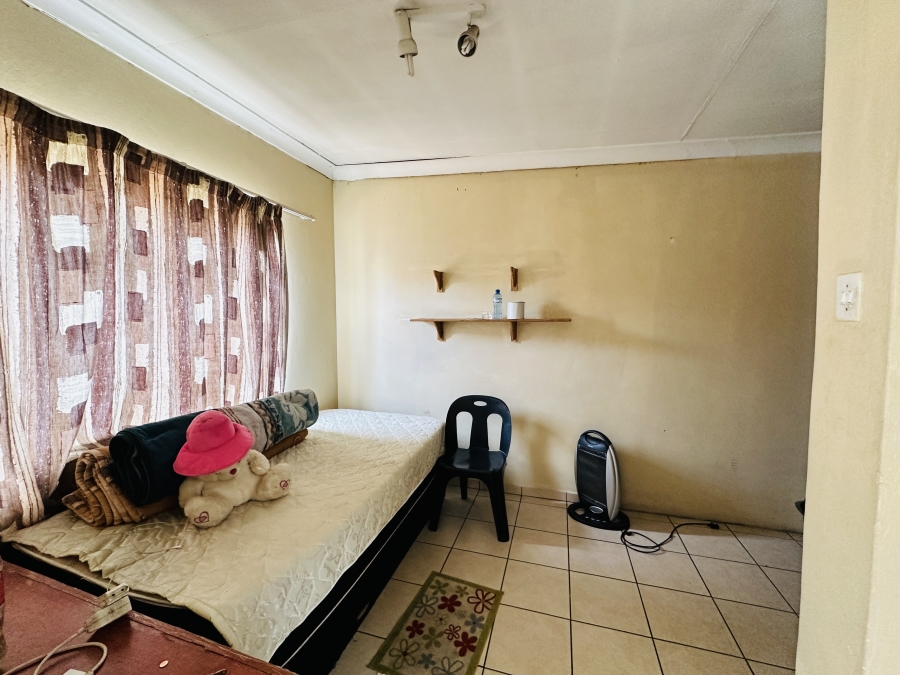 4 Bedroom Property for Sale in Lambton Gauteng