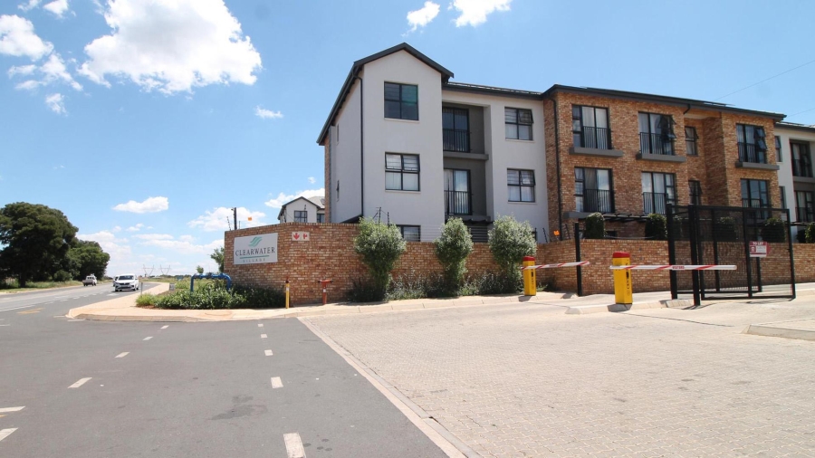 2 Bedroom Property for Sale in Parkhaven Gauteng