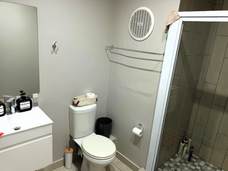 3 Bedroom Property for Sale in Die Hoewes Gauteng