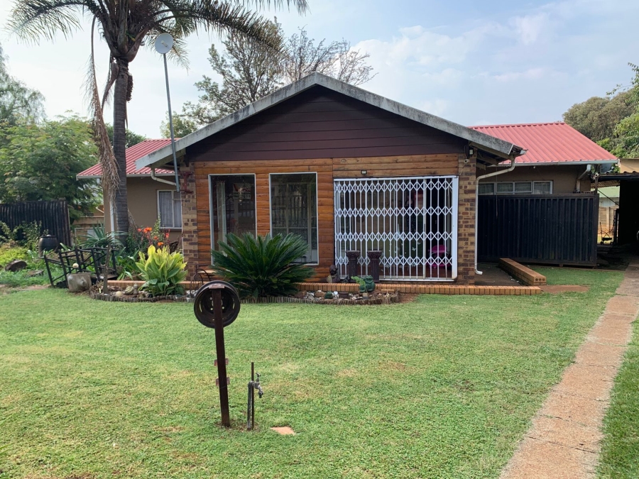 3 Bedroom Property for Sale in Glen Harvie Gauteng