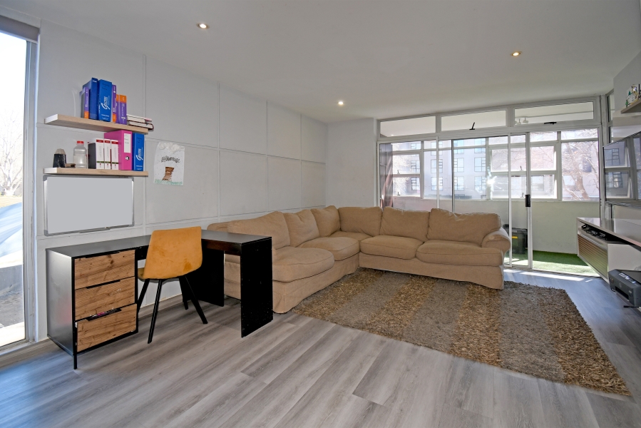 2 Bedroom Property for Sale in Houghton Estate Gauteng