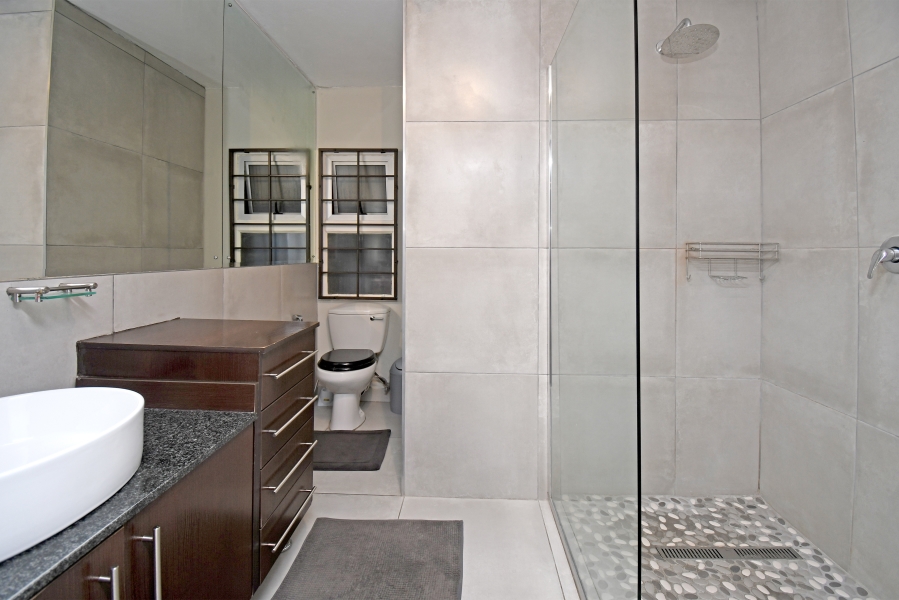 2 Bedroom Property for Sale in Houghton Estate Gauteng