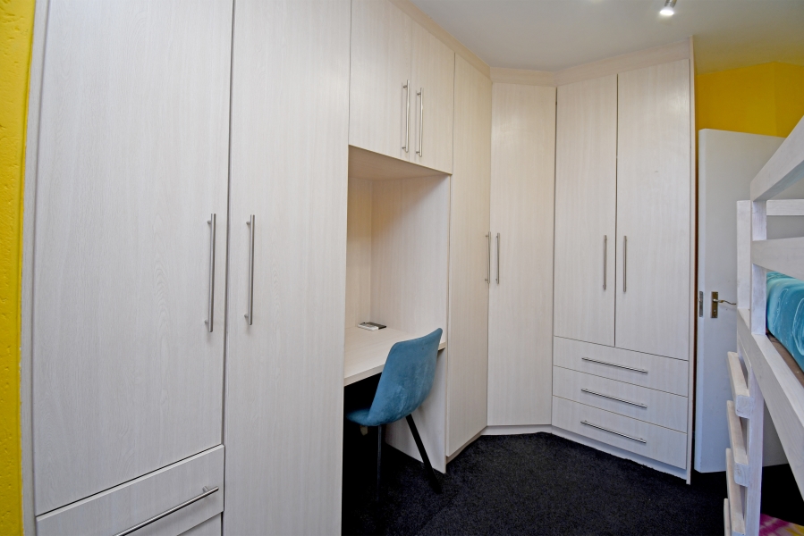 2 Bedroom Property for Sale in Houghton Estate Gauteng