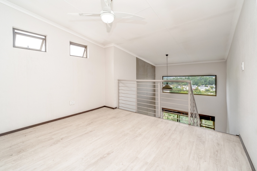 1 Bedroom Property for Sale in Broadacres Gauteng