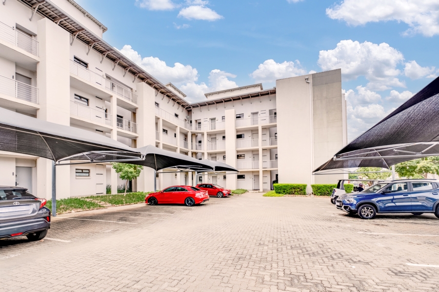 1 Bedroom Property for Sale in Broadacres Gauteng