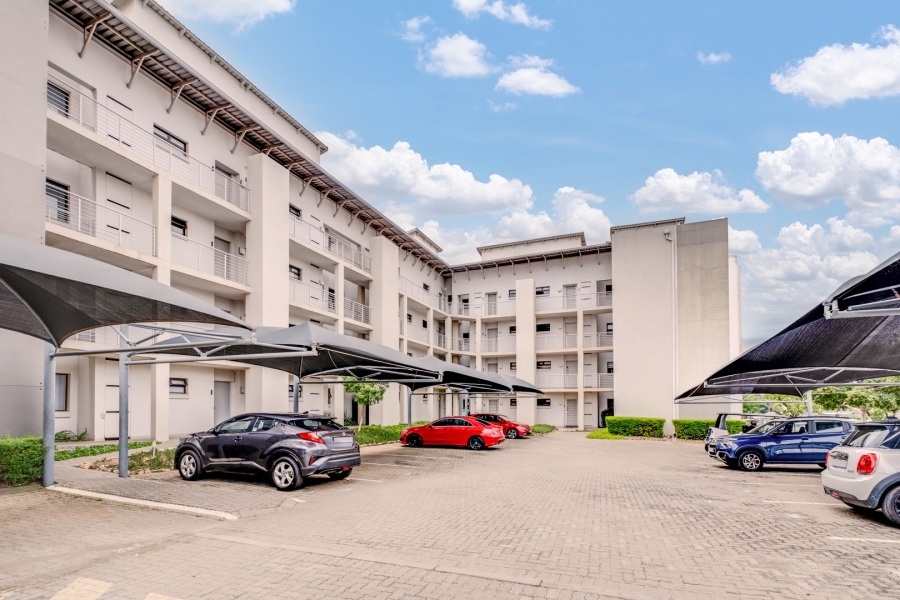 1 Bedroom Property for Sale in Broadacres Gauteng