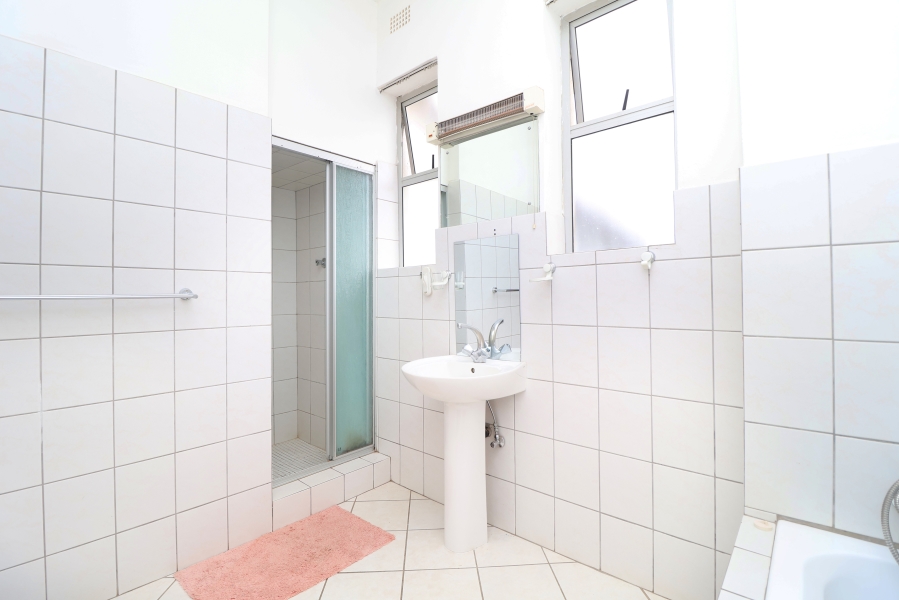 6 Bedroom Property for Sale in Parkview Gauteng