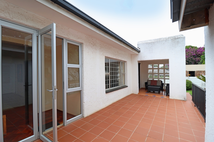 6 Bedroom Property for Sale in Parkview Gauteng