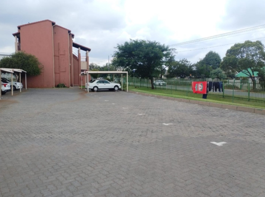 2 Bedroom Property for Sale in Winchester Hills Gauteng