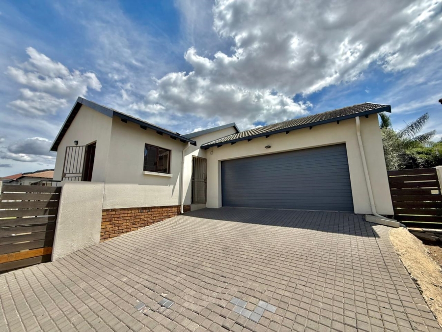 3 Bedroom Property for Sale in Amberfield Gauteng