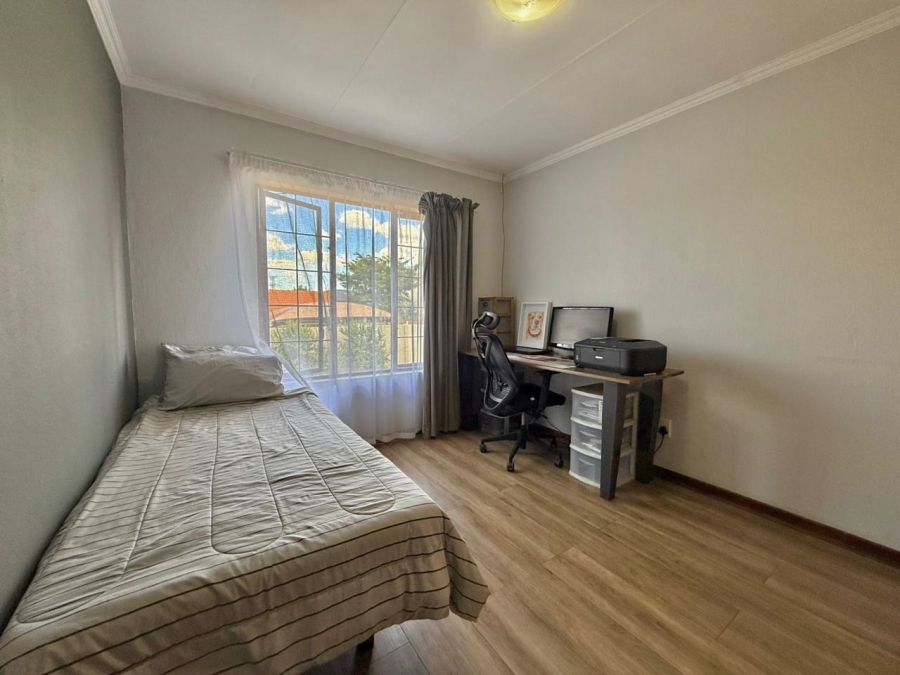 3 Bedroom Property for Sale in Amberfield Gauteng