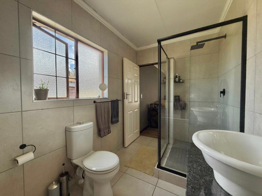 3 Bedroom Property for Sale in Amberfield Gauteng