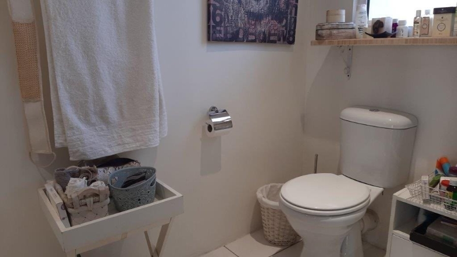 To Let 1 Bedroom Property for Rent in Sydenham Gauteng