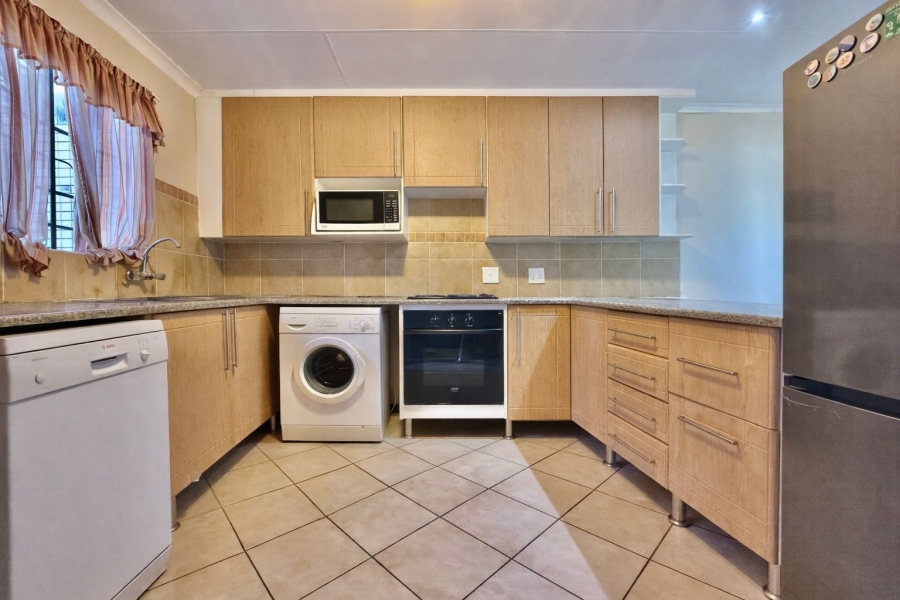 3 Bedroom Property for Sale in Eco Park Gauteng