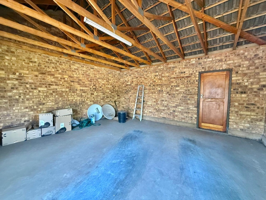 3 Bedroom Property for Sale in Eco Park Gauteng