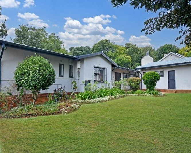 4 Bedroom Property for Sale in Windsor Glen Gauteng