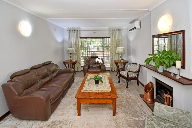 4 Bedroom Property for Sale in Windsor Glen Gauteng