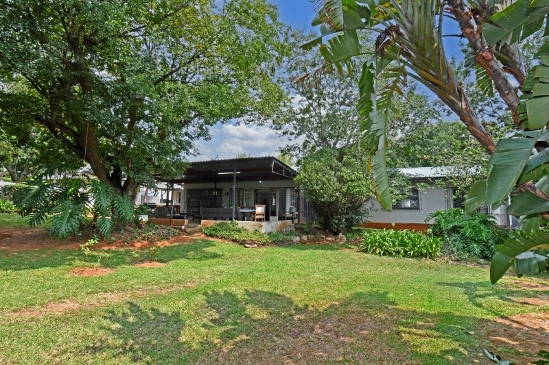 4 Bedroom Property for Sale in Windsor Glen Gauteng