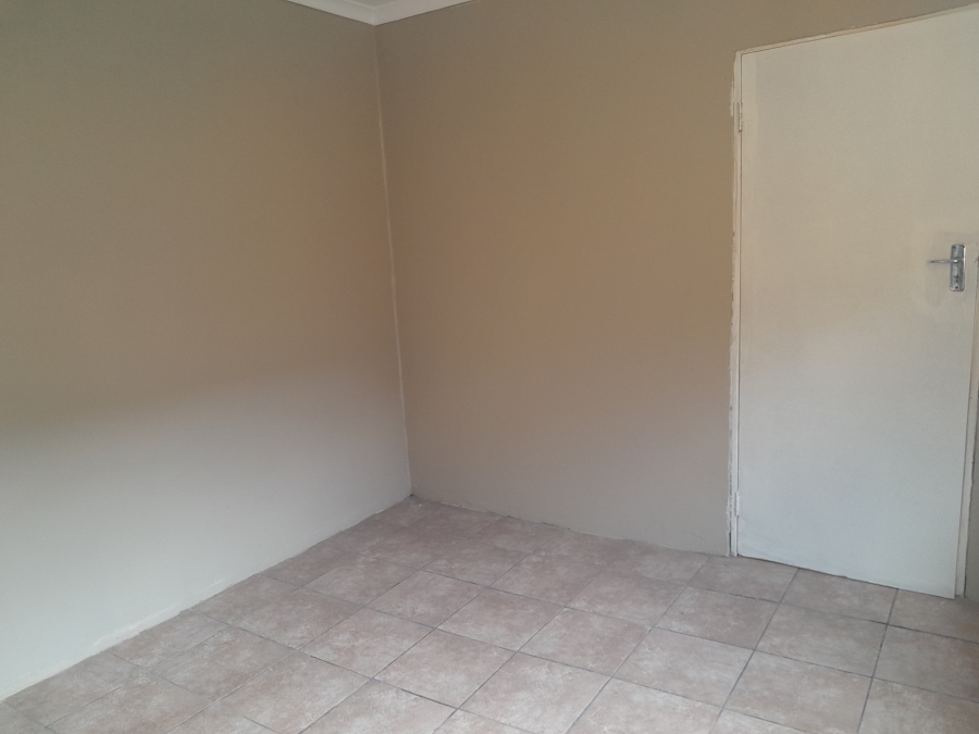 To Let 1 Bedroom Property for Rent in Hazelpark Gauteng