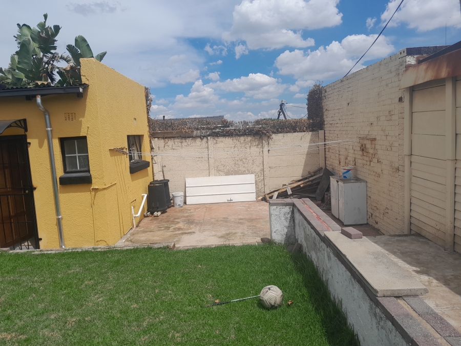 To Let 1 Bedroom Property for Rent in Hazelpark Gauteng