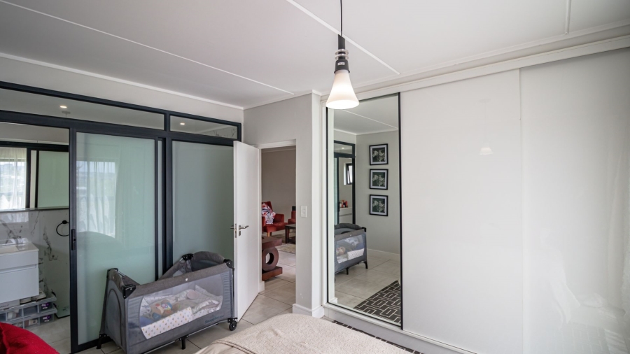 3 Bedroom Property for Sale in The Polofields Gauteng