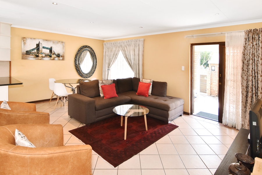 2 Bedroom Property for Sale in Crescent Wood Country Estate Gauteng