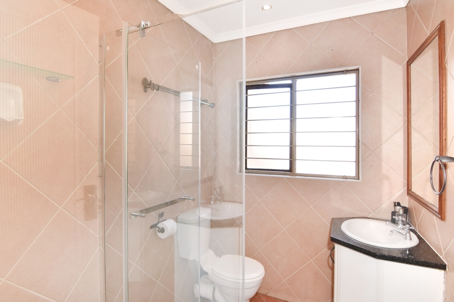 2 Bedroom Property for Sale in Crescent Wood Country Estate Gauteng