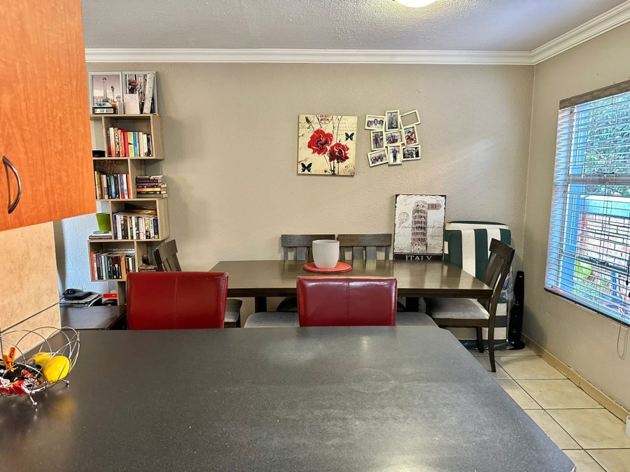 3 Bedroom Property for Sale in Heuwelsig Estate Gauteng