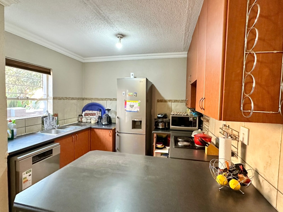 3 Bedroom Property for Sale in Heuwelsig Estate Gauteng