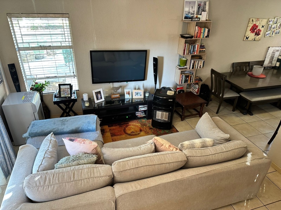 3 Bedroom Property for Sale in Heuwelsig Estate Gauteng