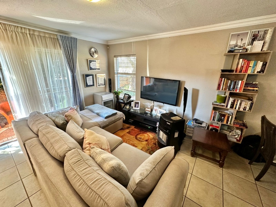 3 Bedroom Property for Sale in Heuwelsig Estate Gauteng