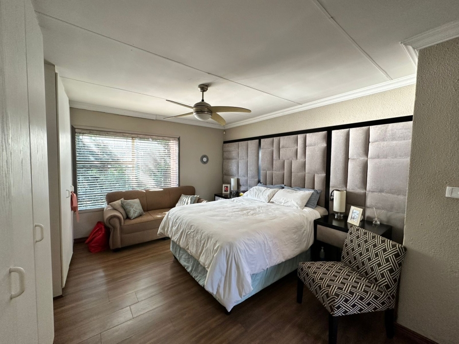 3 Bedroom Property for Sale in Heuwelsig Estate Gauteng