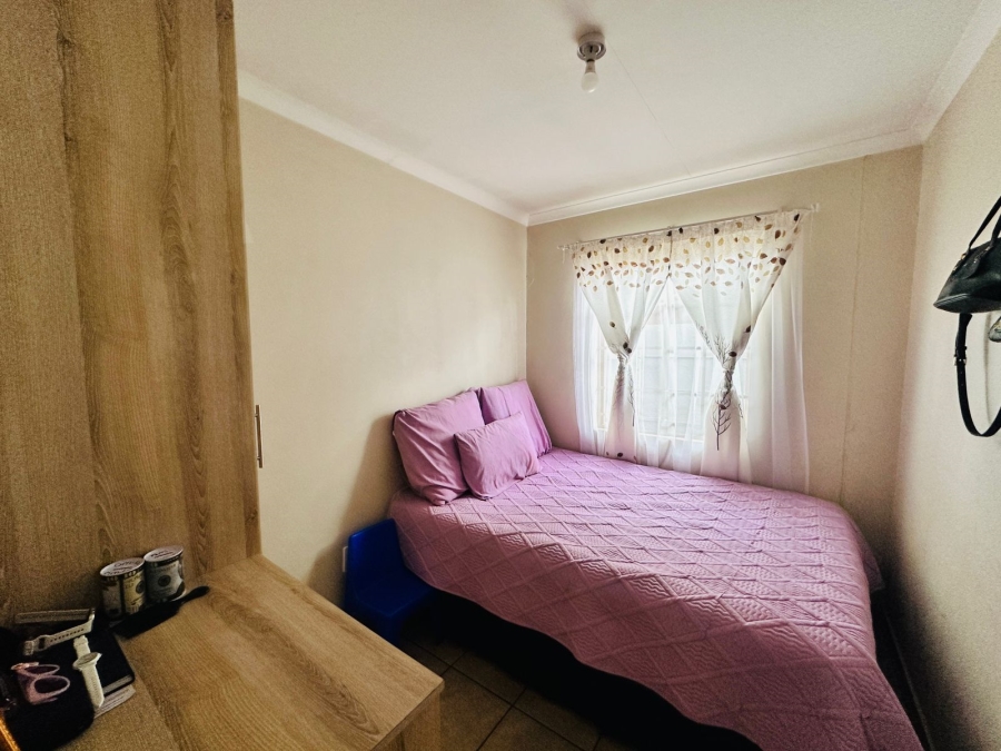 To Let 3 Bedroom Property for Rent in Sky City Gauteng