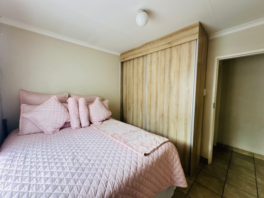 To Let 3 Bedroom Property for Rent in Sky City Gauteng
