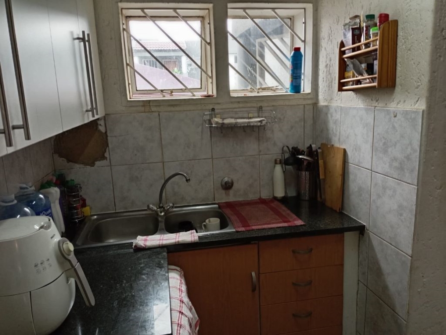 3 Bedroom Property for Sale in Mulbarton Gauteng