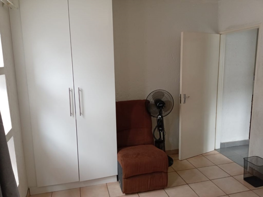 3 Bedroom Property for Sale in Mulbarton Gauteng