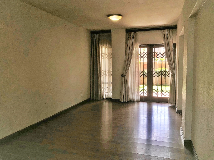 To Let 2 Bedroom Property for Rent in Woodmead Gauteng