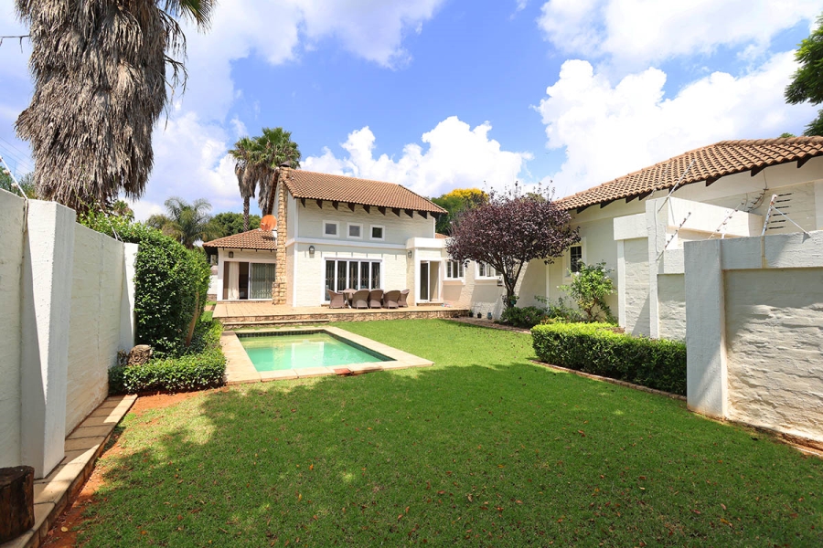 To Let 3 Bedroom Property for Rent in Fairland Gauteng